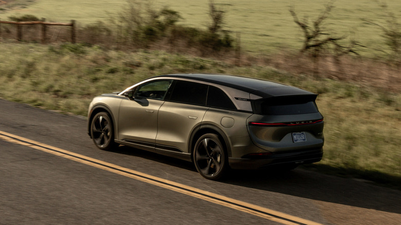 2025 Lucid Gravity rear 3/4 view