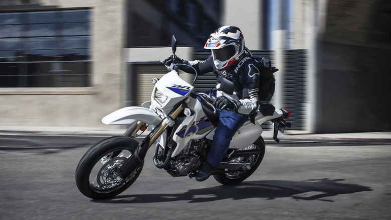 A speeding Suzuki DR-Z400SM