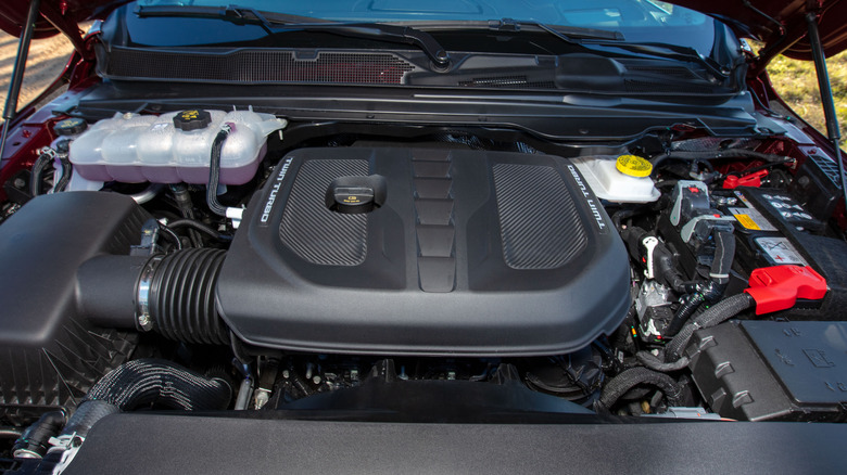 The new 3.0-liter Hurricane six-cylinder under the hood of the 2025 RAM 1500