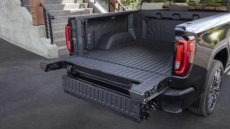 10 Must Have Features To Look For In A New Truck 10 Must Have Features To Look For In A New Truck