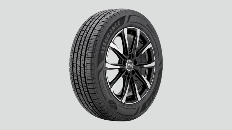 Goodyear Assurance MaxLife 2 tire