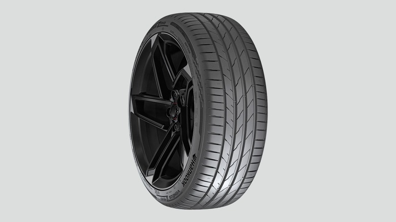Hankook Ventus Evo tire