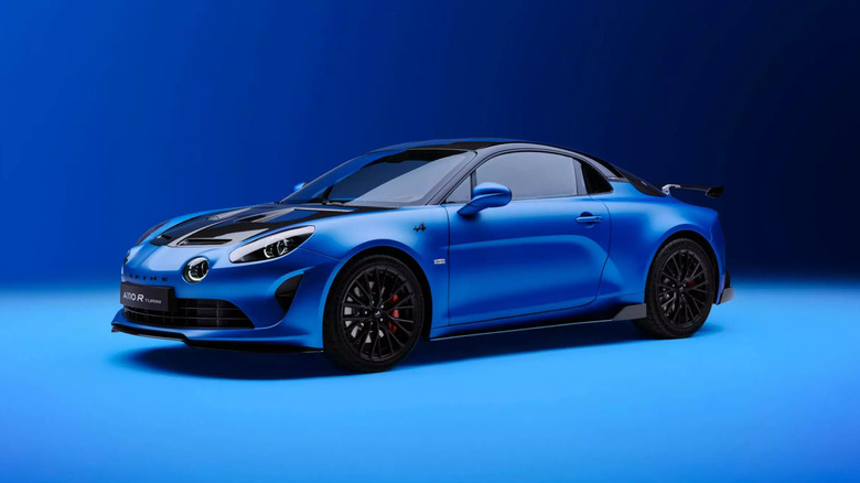 2025 Alpine A110 R Turini front 3/4 view