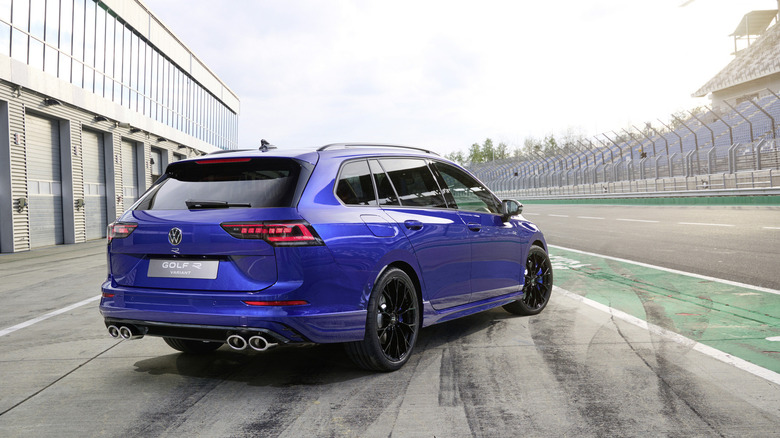 2025 Volkswagen Golf R Variant rear 3/4 view