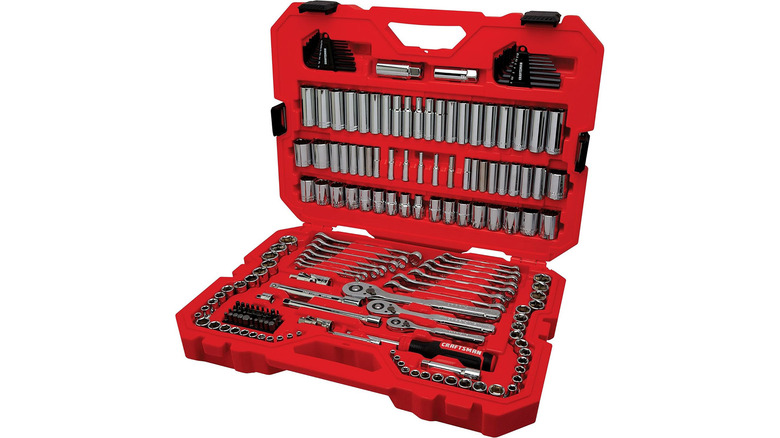 A stock image of a Craftsman 189-piece tool set