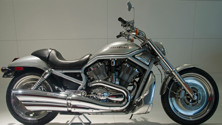 Silver V Rod