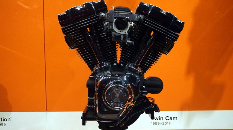 Twin Cam Harley Engine