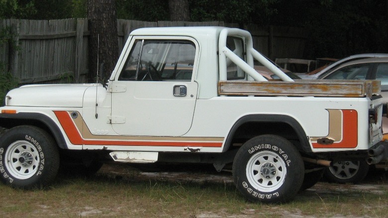 Jeep CJ8 Scrambler