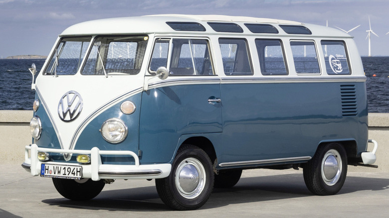 Volkswagen Type 2 Microbus front 3/4 view