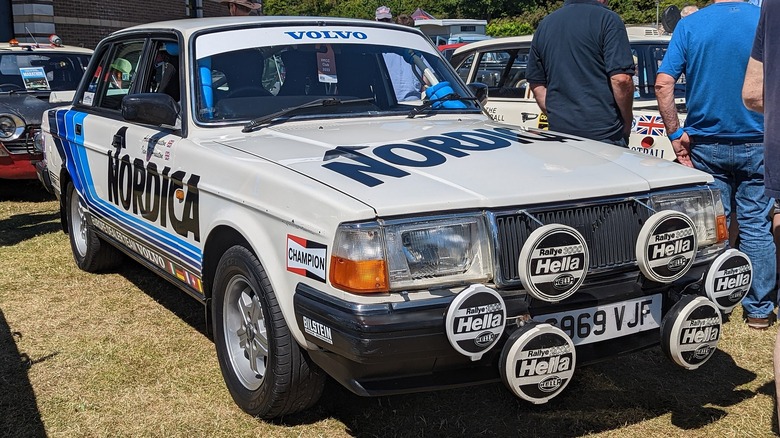 Volvo 240 rally at car meet