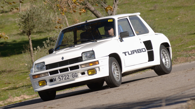Renault 5 Turbo on the road