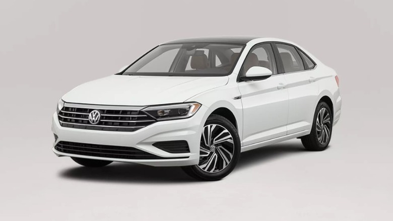 A white 2022 Volkswagen Jetty