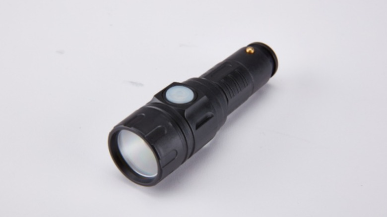 harbor freight rechargeable mini flashlight