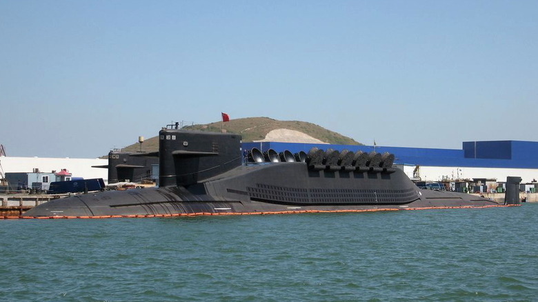 Jin class ballistic submarine at dock