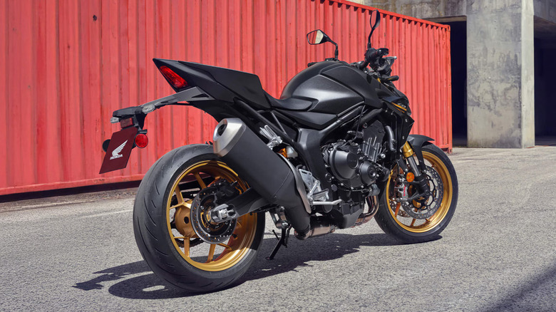 Honda CB1000 Hornet SP rear 3/4 view