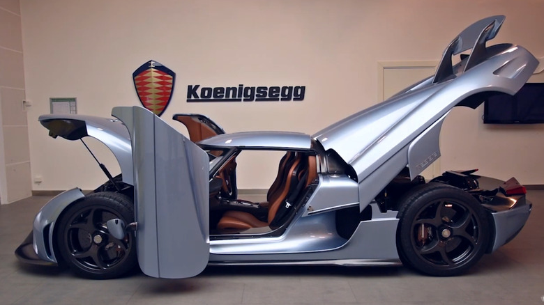 Koenigsegg Regera with Autoskin enabled