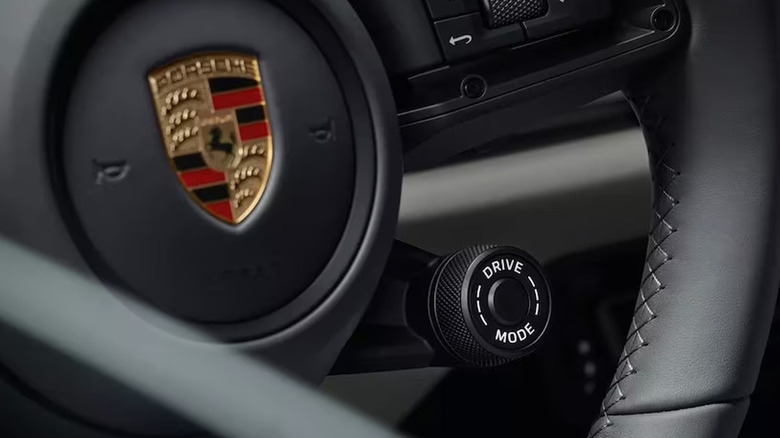 Porsche 911 Sport Response Button