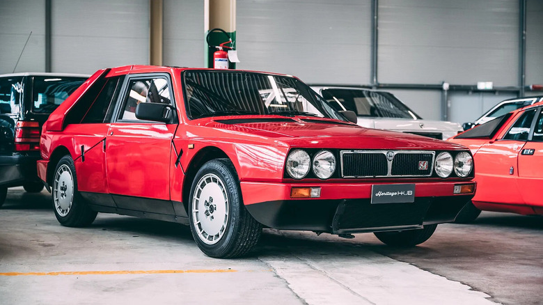 Red Lancia Delta S4 Stradale front 3/4