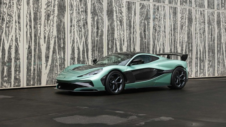 Rimac Nevera R side view