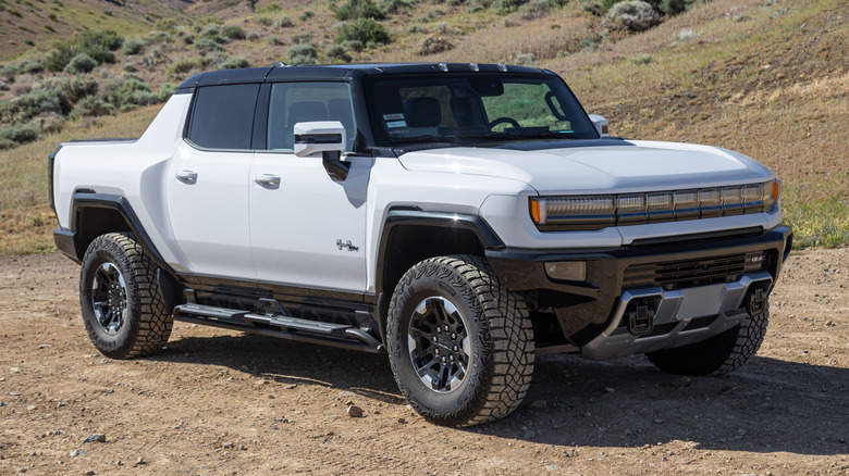 GMC Hummer EV Pickup off-road