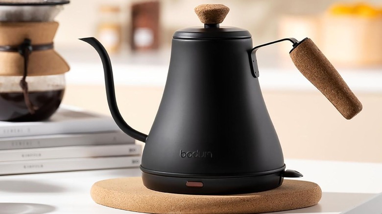 Bodum Electric Kettle on a cork trivet