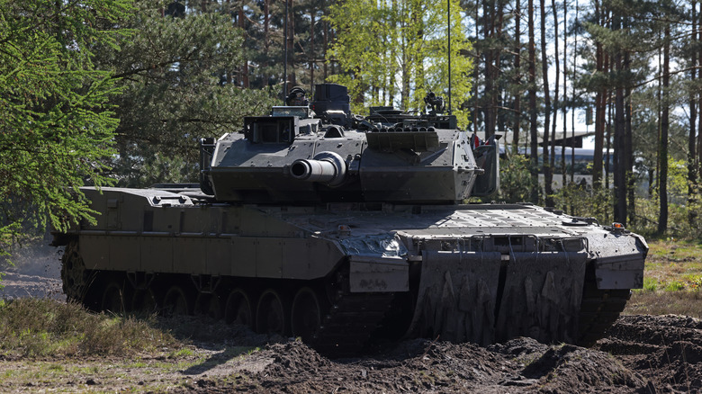 Leopard 2A7 main battle tank outside