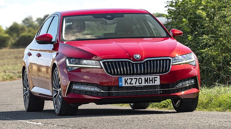Skoda Superb Hatch in red