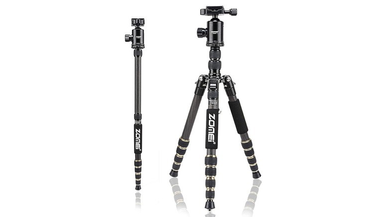 Zomei Z669C  tripod open, folded and as a monopod