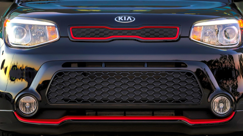 Front grille view of 2016 Kia Soul Red Zone special edition