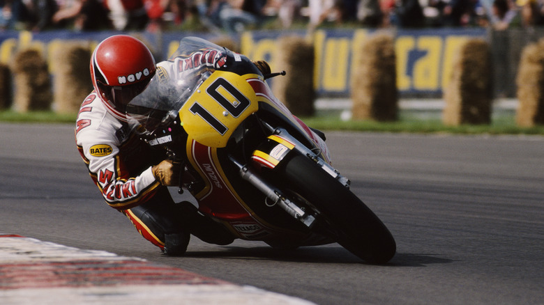 Randy Momola rides Suzuki RG500