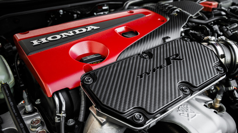 Honda K20 engine bay