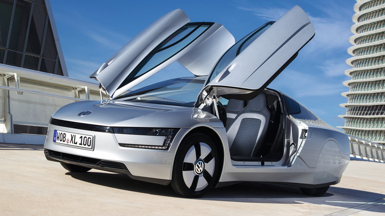 Volkswagen XL1 with doors open