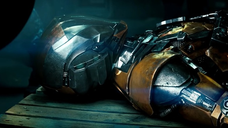 Alien battlesuit