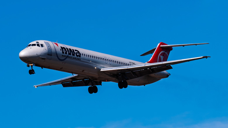 A McDonnell Douglas DC-9 arriving at the Charlotte Douglas International Airport in Charlotte, North Carolina