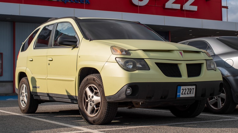 Pontiac Aztek parked front end