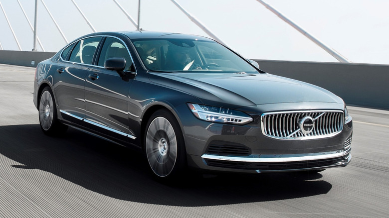 Volvo S90 on a bridge