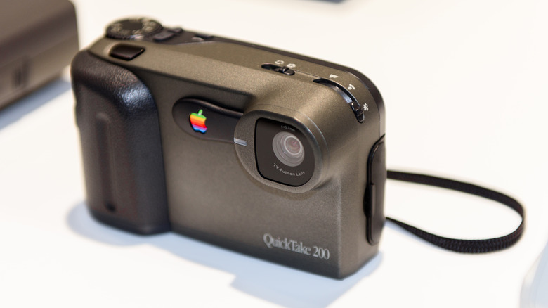 Apple Quick Take Camera