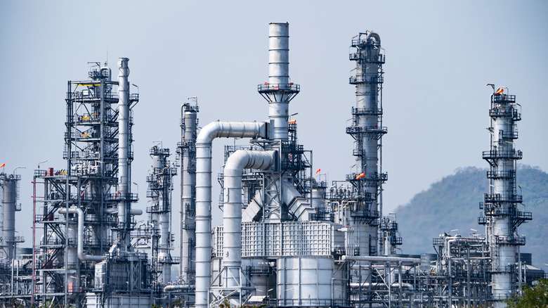 Oil refinery