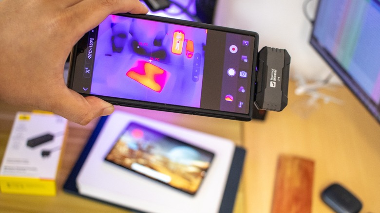 testing a gaming tablet with the Thermal Master P1