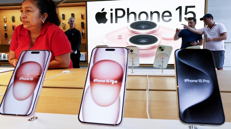 iPhone 15 Plus on display at Apple Store
