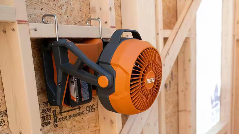 Ridgid Hybrid Fan mounted horizontally