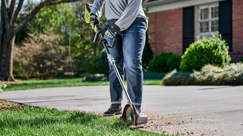 Ryobi 40V HP Brushless 8 Inch Stick Edger Kit