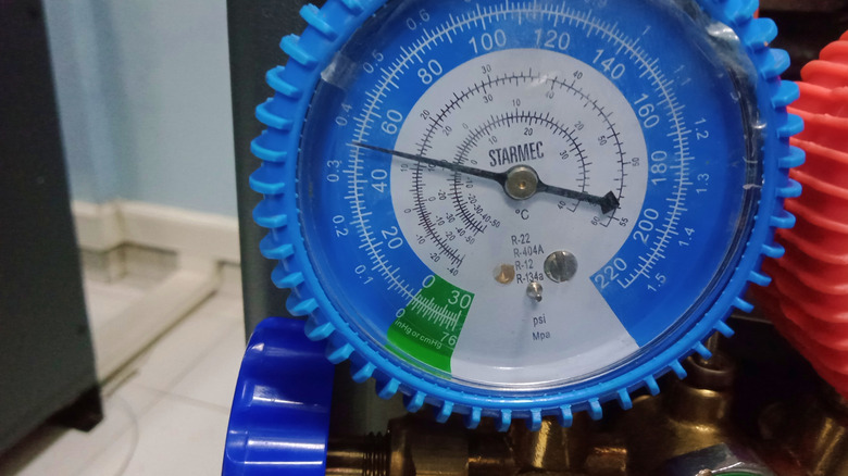 A refrigeration pressure guage designed for R-22 and other R-systems