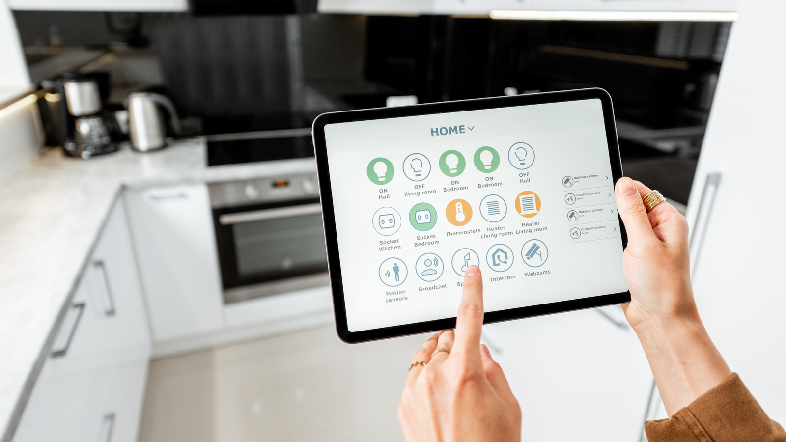 10 Smart Devices That Will Improve Your Kitchen