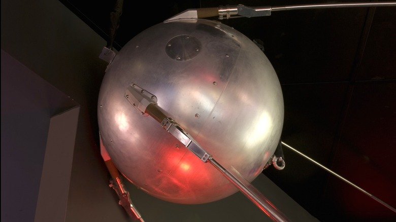 model of Sputnik sattelte