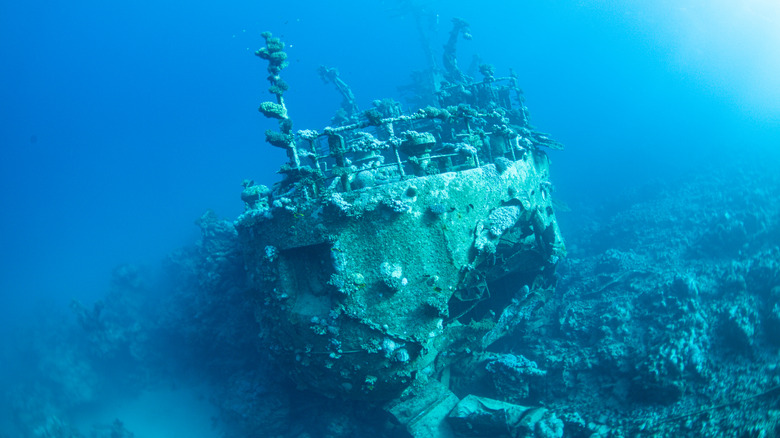 Underwater shipwreck