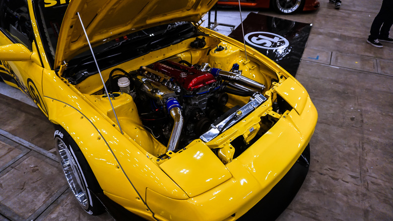 180SX engine compartment