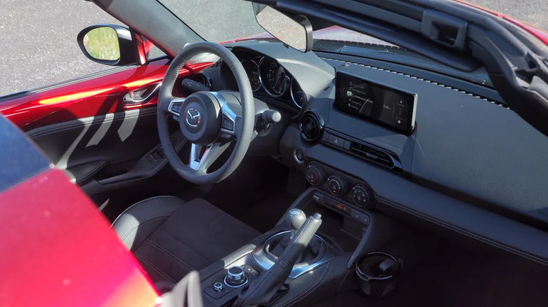 2024 Mazda MX-5 Miata interior
