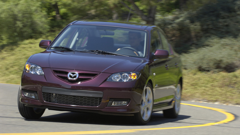 2007 Mazda3 cornering at speed