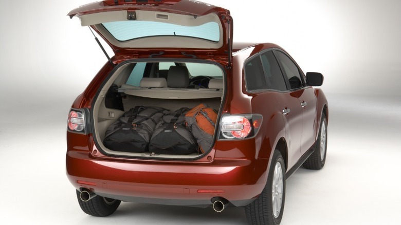 A 2007 Mazda CX-7 rear-hatch